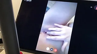 Busty mature doing cybersex with a fan by way of the pandemic quarantine with Leyva Hot ctdx